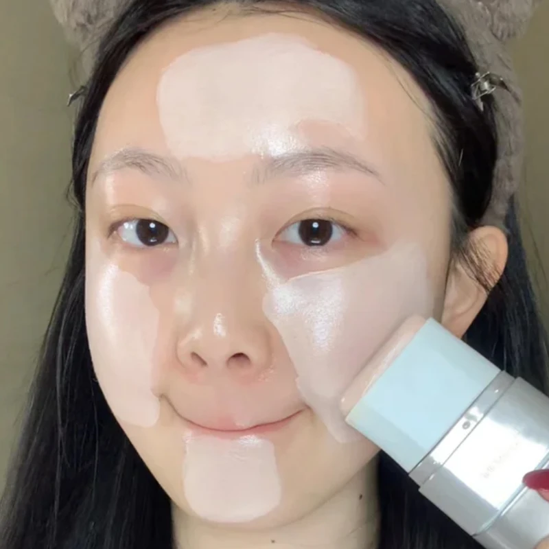 Double-head Foundation Stick with Brush Brightens Skin Tone Waterproof Long-lasting Coverage Concealer Cream Makeup Cosmetics
Double-head Foundation Stick with Brush Brightens Skin Tone Waterproof Long-lasting Coverage Concealer Cream Makeup Cosmetics