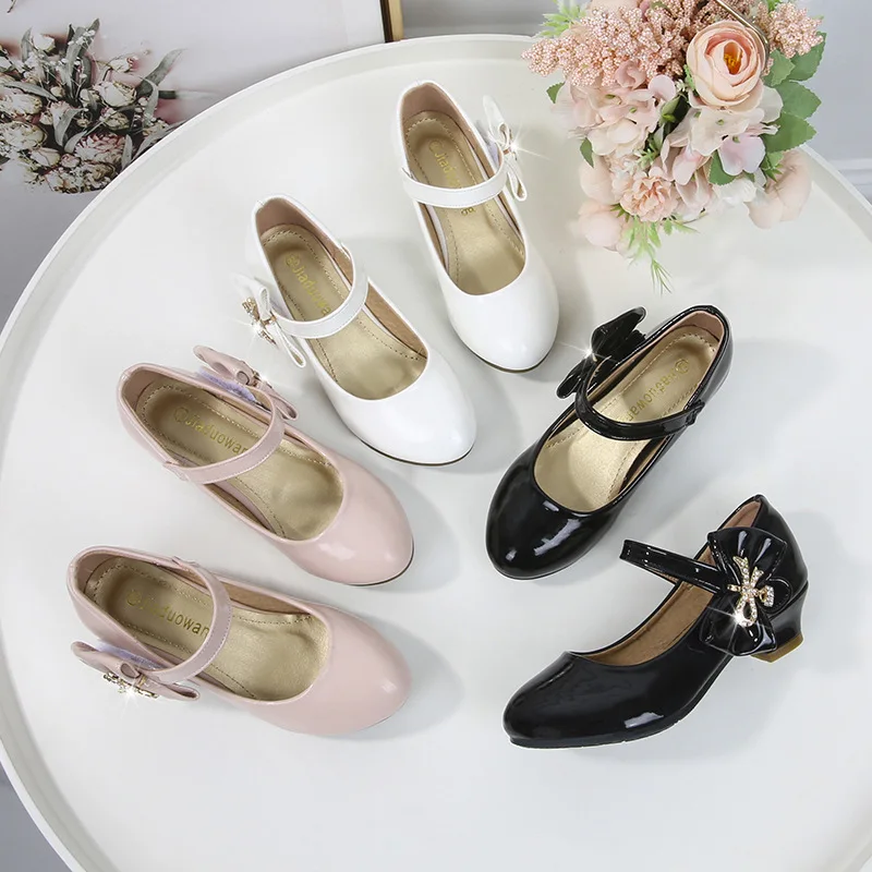 2025 Spring Autumn Kids High Heels Bowknot Princess Shoes for Girls Fashion Black White Pink Versatile Children's Leather Shoes
2025 Spring Autumn Kids High Heels Bowknot Princess Shoes for Girls Fashion Black White Pink Versatile Children's Leather Shoes