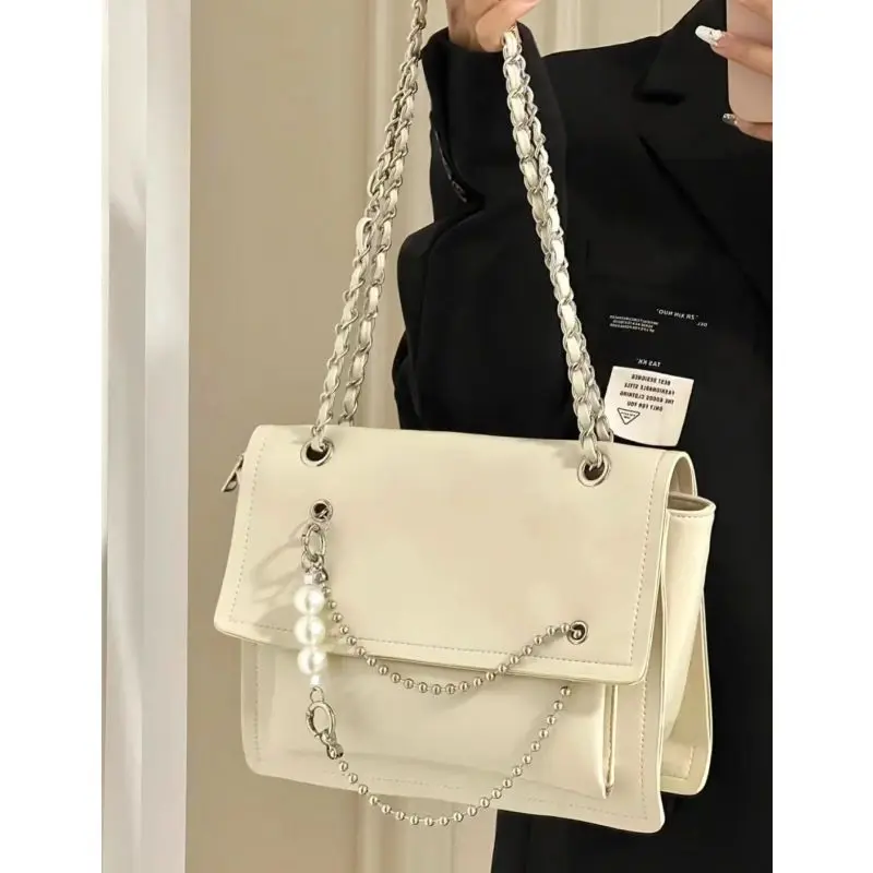 Summer Tote Bag for Women Crossbody Large Capacity Student Shoulder Bag Fashionable and Versatile Leisure
Summer Tote Bag for Women Crossbody Large Capacity Student Shoulder Bag Fashionable and Versatile Leisure