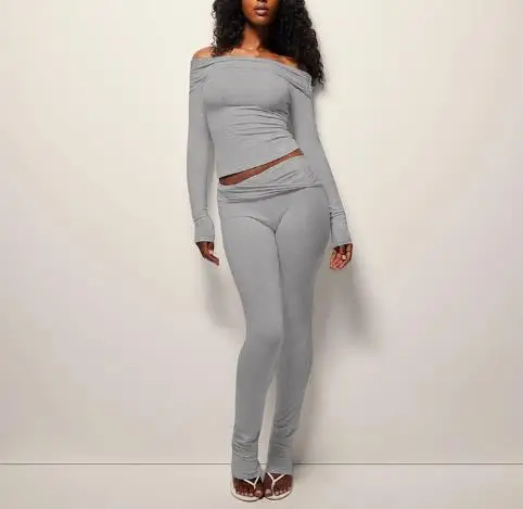 Женский осенне-зимний комплект облегающих брюк с одним вырезом и открытыми плечами, однотонный сложенный и плиссированный комплект
Женский осенне-зимний комплект облегающих брюк с одним вырезом и открытыми плечами, однотонный сложенный и плиссированный комплект