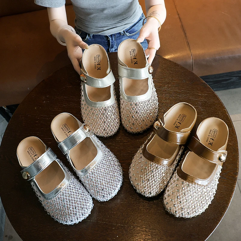 Breathable All Weather Female Slippers Soft Surface Short Trip Outdoor Relax Casual Footwear
Breathable All Weather Female Slippers Soft Surface Short Trip Outdoor Relax Casual Footwear
