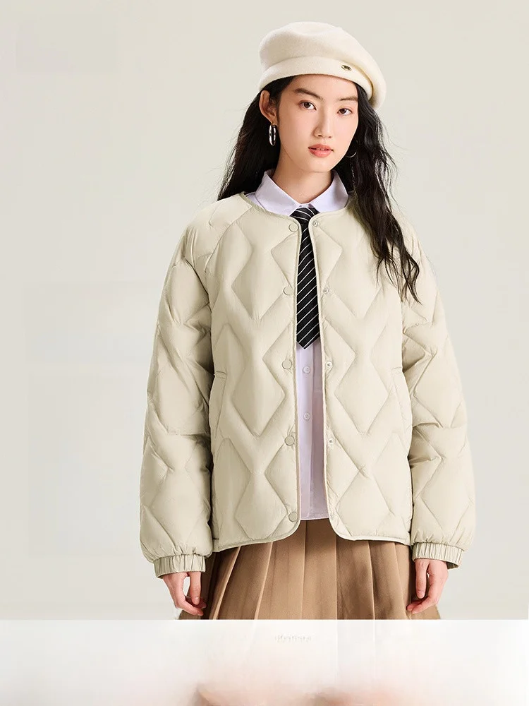 Snow mid Spring Women's round Neck down Jacket Quilted Casual Home Wear Nylon Fabric Korean Style Commute Fashion Light Weight
Snow mid Spring Women's round Neck down Jacket Quilted Casual Home Wear Nylon Fabric Korean Style Commute Fashion Light Weight