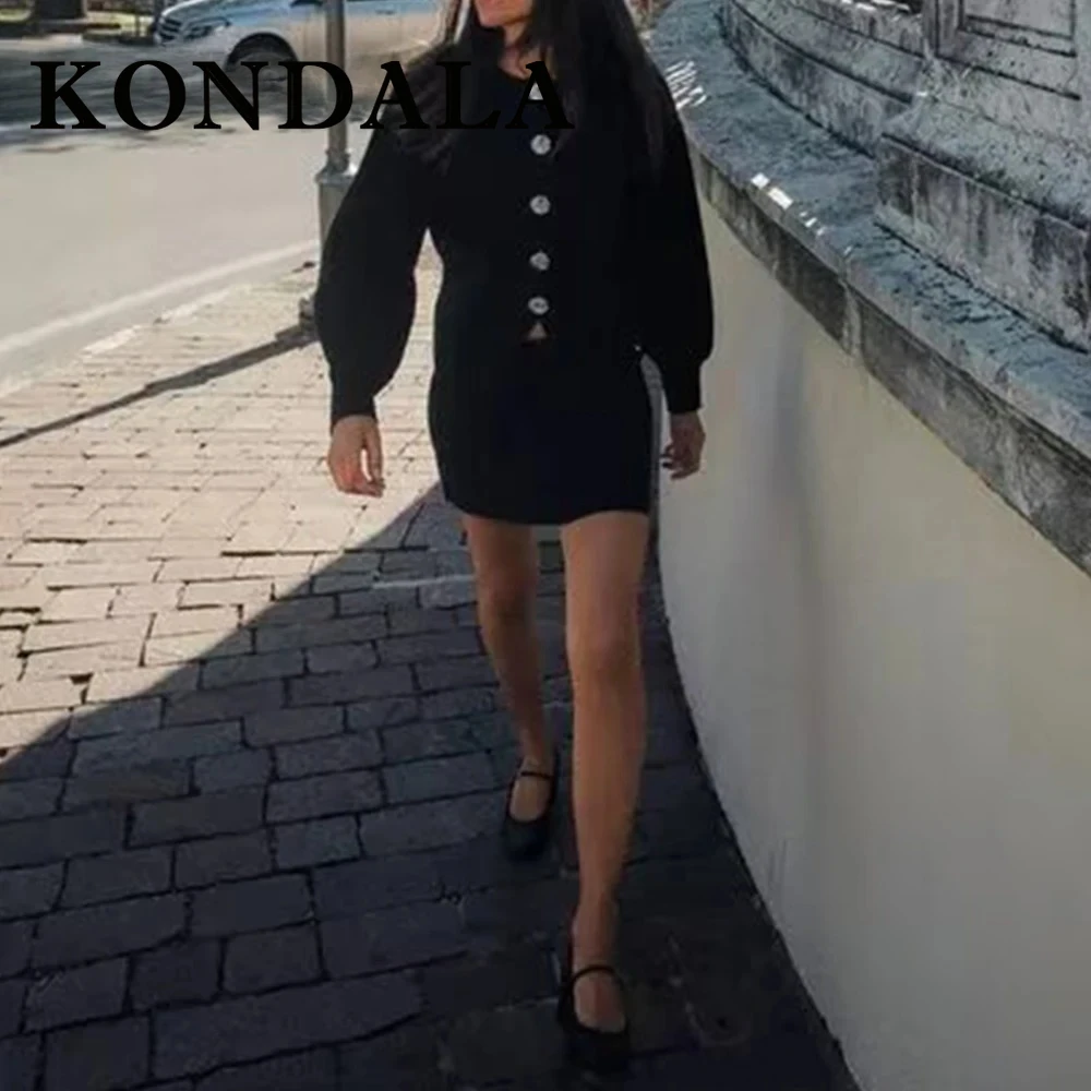 KONDALA 2024, зимний однотонный черный винтажный женский вязаный костюм, повседневный элегантный кардиган с розовыми пуговицами и длинными рукавами, мини-футляр, сексуальная юбка 
KONDALA 2024, зимний однотонный черный винтажный женский вязаный костюм, повседневный элегантный кардиган с розовыми пуговицами и длинными рукавами, мини-футляр, сексуальная юбка