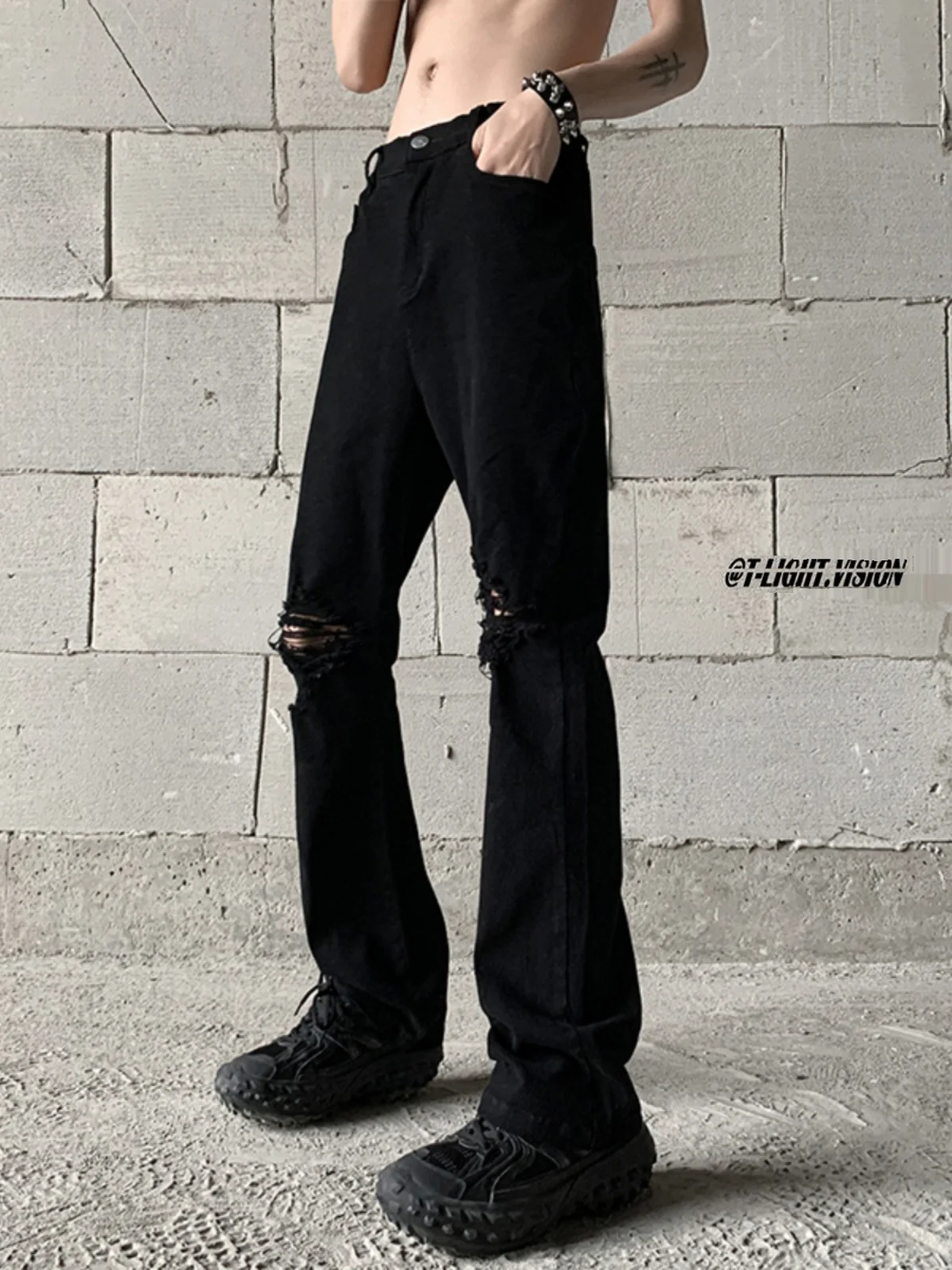 Pure Black High Waist Straight Leg Men's Jeans Tear Style Slim Fit Fashionable Casual Cotton Polyester Blend Spring Autumn
Pure Black High Waist Straight Leg Men's Jeans Tear Style Slim Fit Fashionable Casual Cotton Polyester Blend Spring Autumn