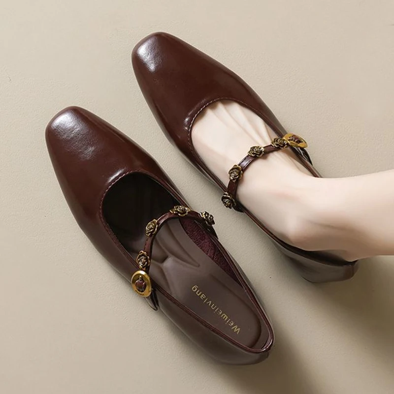 Модная женская обувь. Роскошные модельные туфли на каблуке. Весенний дизайнер. 2026. Новый тренд. Неглубокие дизайнерские вечерние кожаные туфли. Zapatos De Mujer.
Модная женская обувь. Роскошные модельные туфли на каблуке. Весенний дизайнер. 2026. Новый тренд. Неглубокие дизайнерские вечерние кожаные туфли. Zapatos De Mujer.