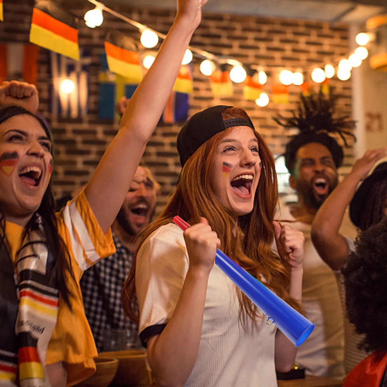 6pcs Plastic Trumpet Game Horn For Sports Fans, Party Concert Festival Wedding, Bright Color Noise Adults Cheer
6pcs Plastic Trumpet Game Horn For Sports Fans, Party Concert Festival Wedding, Bright Color Noise Adults Cheer