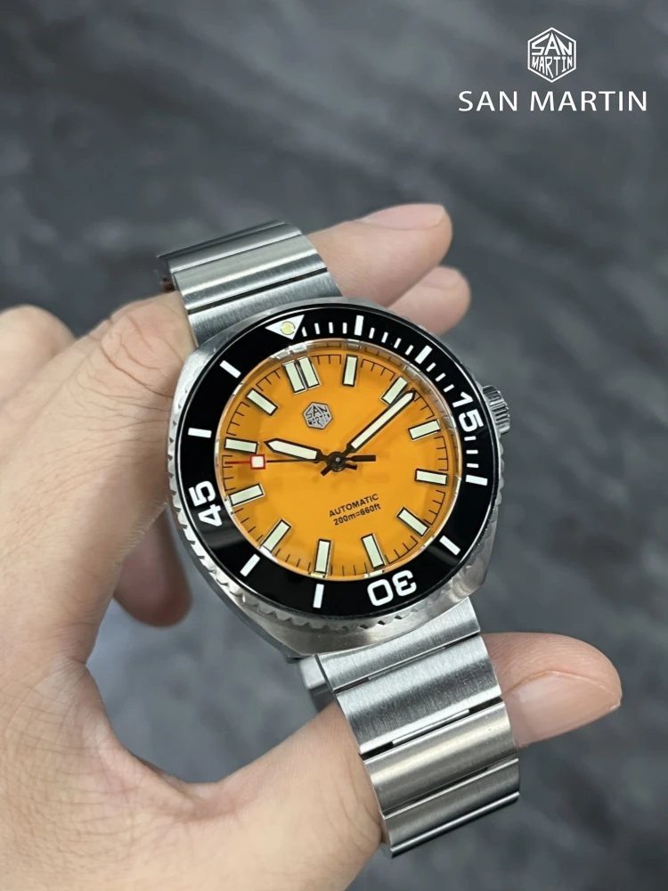 San Martin 40.5mm Enamel Orange Dial Men Diving Watch NH35 Automatic C3 Green Lume 20ATM Sapphire Glass SN0045-1
San Martin 40.5mm Enamel Orange Dial Men Diving Watch NH35 Automatic C3 Green Lume 20ATM Sapphire Glass SN0045-1