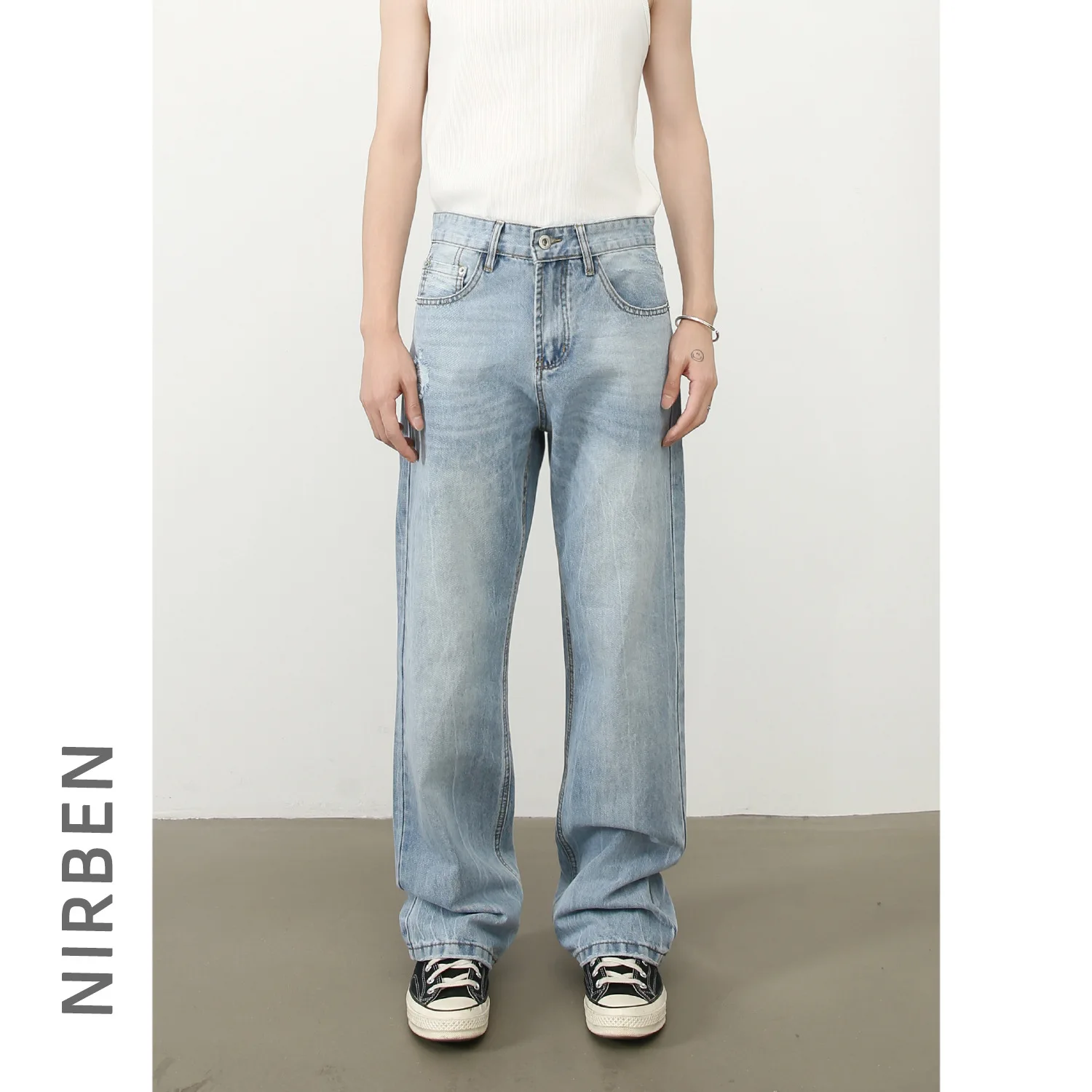 American Vintage Men's Light Blue Simple Loose Casual Trendy Daily Wide Leg Jeans Pants Male New Fashion Denim Trousers Clothes
American Vintage Men's Light Blue Simple Loose Casual Trendy Daily Wide Leg Jeans Pants Male New Fashion Denim Trousers Clothes