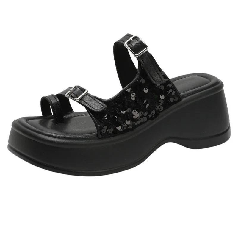 2025 New Summer Women Belt Buckle Flats Casual Outdoor Sandals Beach Platform Leather Slipper Toe covering Sequin Women Slippers
2025 New Summer Women Belt Buckle Flats Casual Outdoor Sandals Beach Platform Leather Slipper Toe covering Sequin Women Slippers
