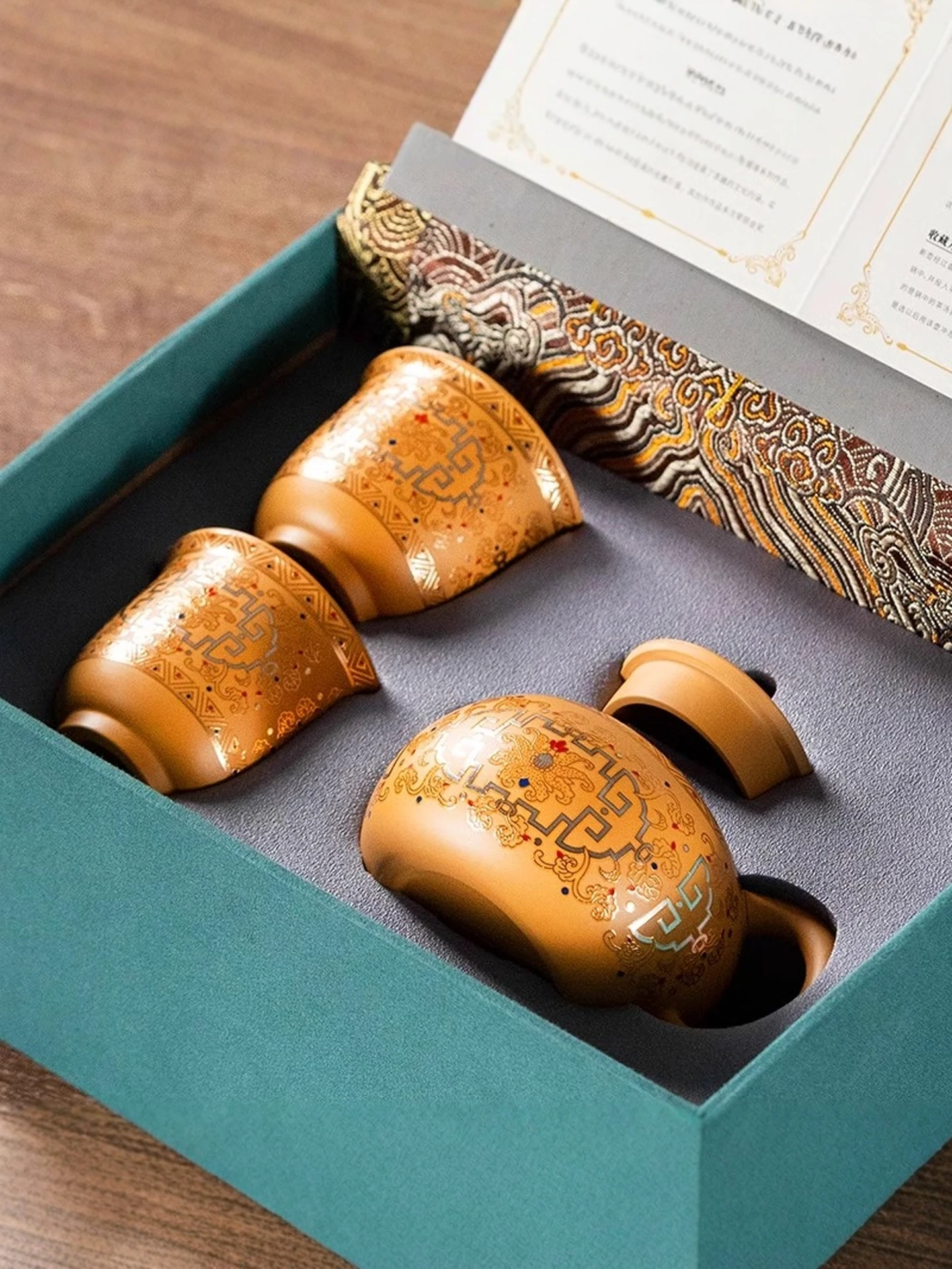 2025 New Tea Set Suit Purple Sand Fengming Pot Handmade Yellow Segment Mud Xi Shi Pot Dunhuang Good-looking Teapot
2025 New Tea Set Suit Purple Sand Fengming Pot Handmade Yellow Segment Mud Xi Shi Pot Dunhuang Good-looking Teapot