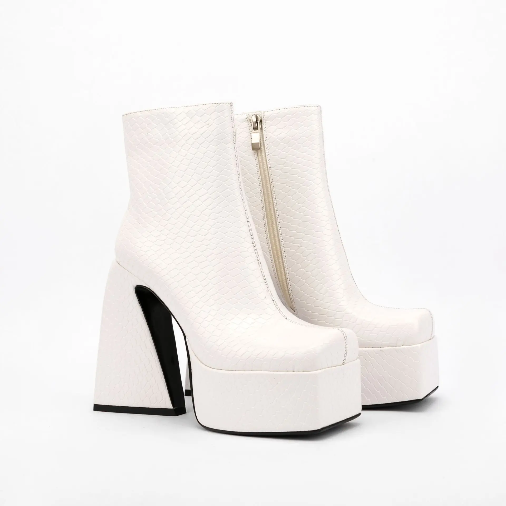 Fashion Winter Platform Chunky Heels Women Ankle Boots Western Square Toe Thick Sole Stone Pattern Side Zipper Woman Wedge Shoes
Fashion Winter Platform Chunky Heels Women Ankle Boots Western Square Toe Thick Sole Stone Pattern Side Zipper Woman Wedge Shoes
