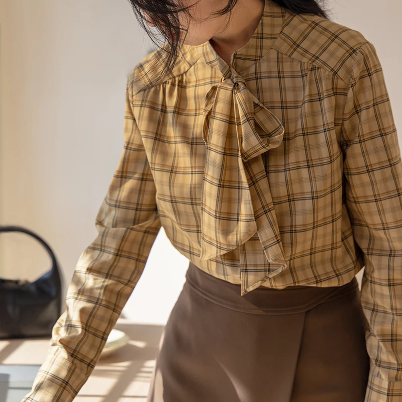 Women's Plaid irt Autumn Faion 2025 ature Commuter Vintage Top Long Sve Regular Fit Straight Tube Polyester
Women's Plaid irt Autumn Faion 2025 ature Commuter Vintage Top Long Sve Regular Fit Straight Tube Polyester