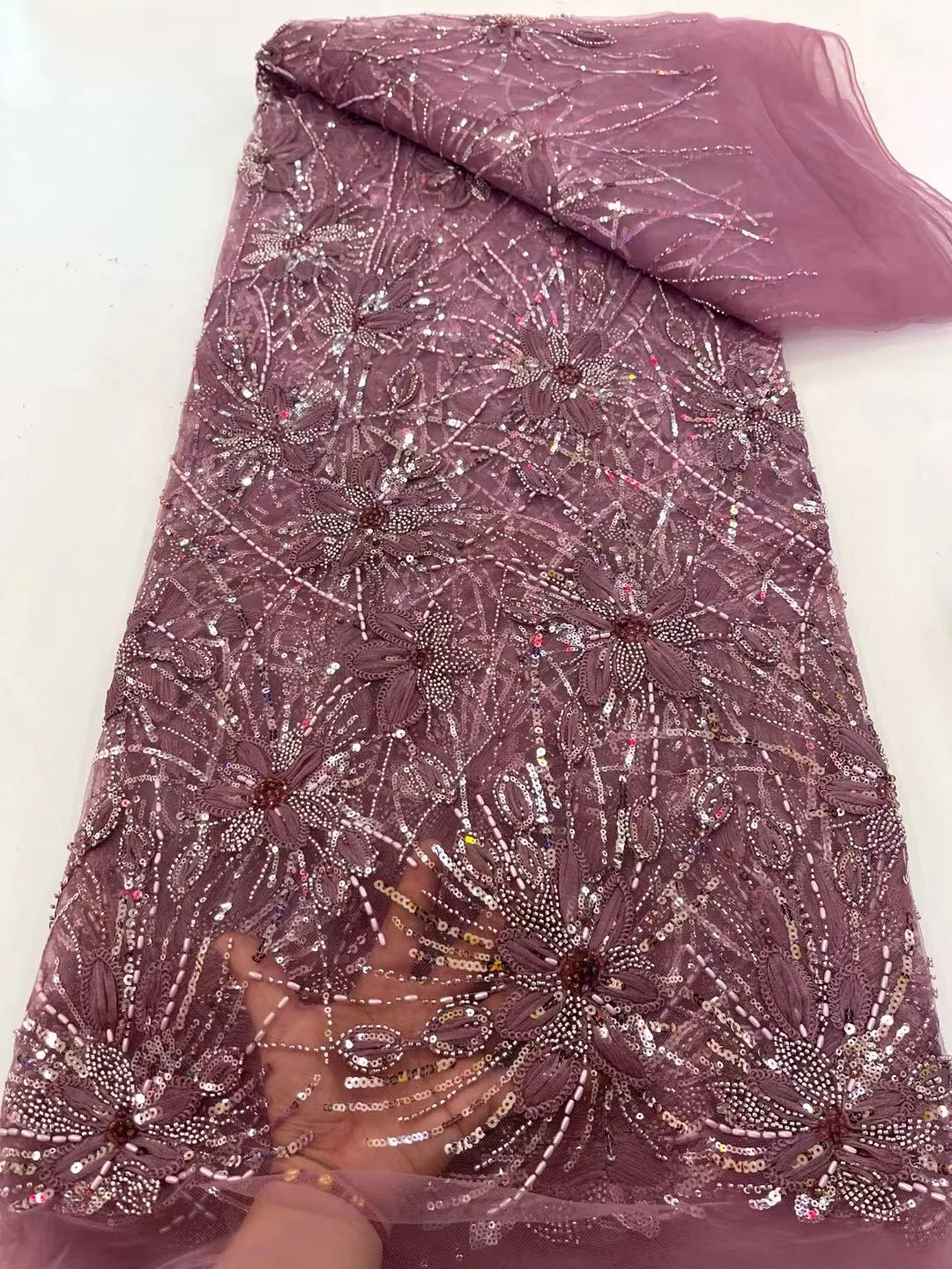 African Lace Fabric 2025 Luxury French Sequins Mesh Lace Fabric High-end Handmade Beaded For Wedding Dress
African Lace Fabric 2025 Luxury French Sequins Mesh Lace Fabric High-end Handmade Beaded For Wedding Dress