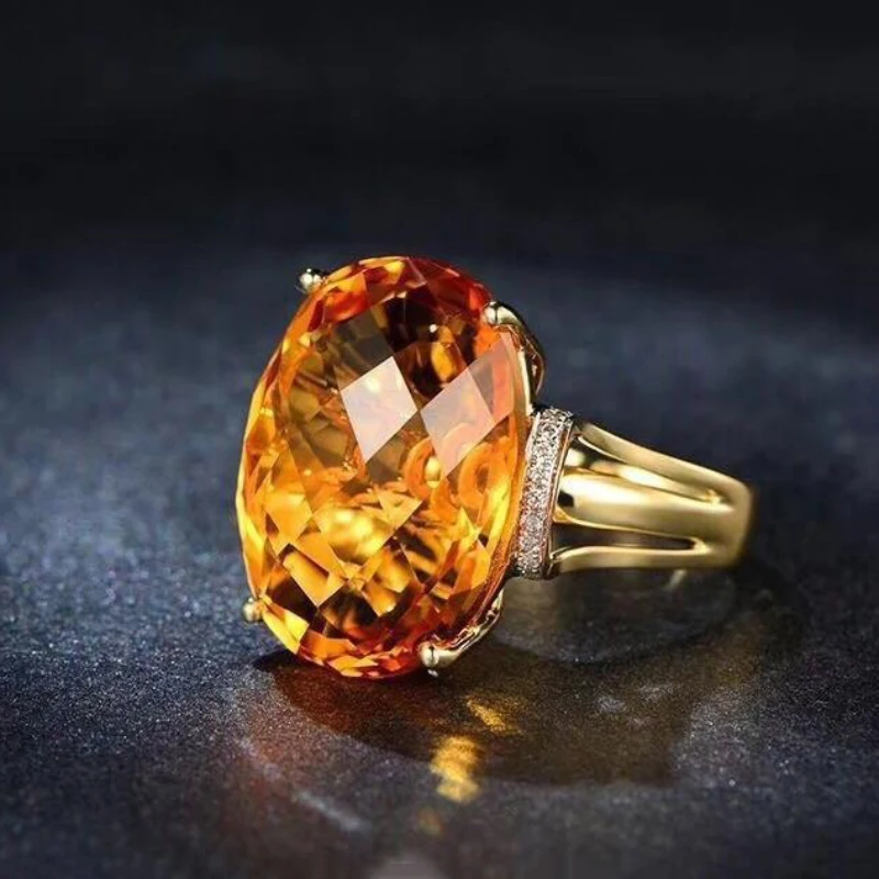 New in Classic Six claw inlay Shining Luxury Yellow Crystal Rings for Women Vintage Engagement Elegant Jewelry gift
New in Classic Six claw inlay Shining Luxury Yellow Crystal Rings for Women Vintage Engagement Elegant Jewelry gift
