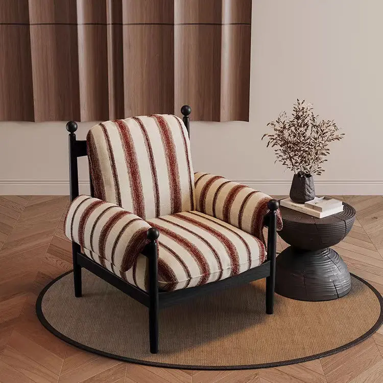 Retro solid wood backrest single sofa chair
Retro solid wood backrest single sofa chair