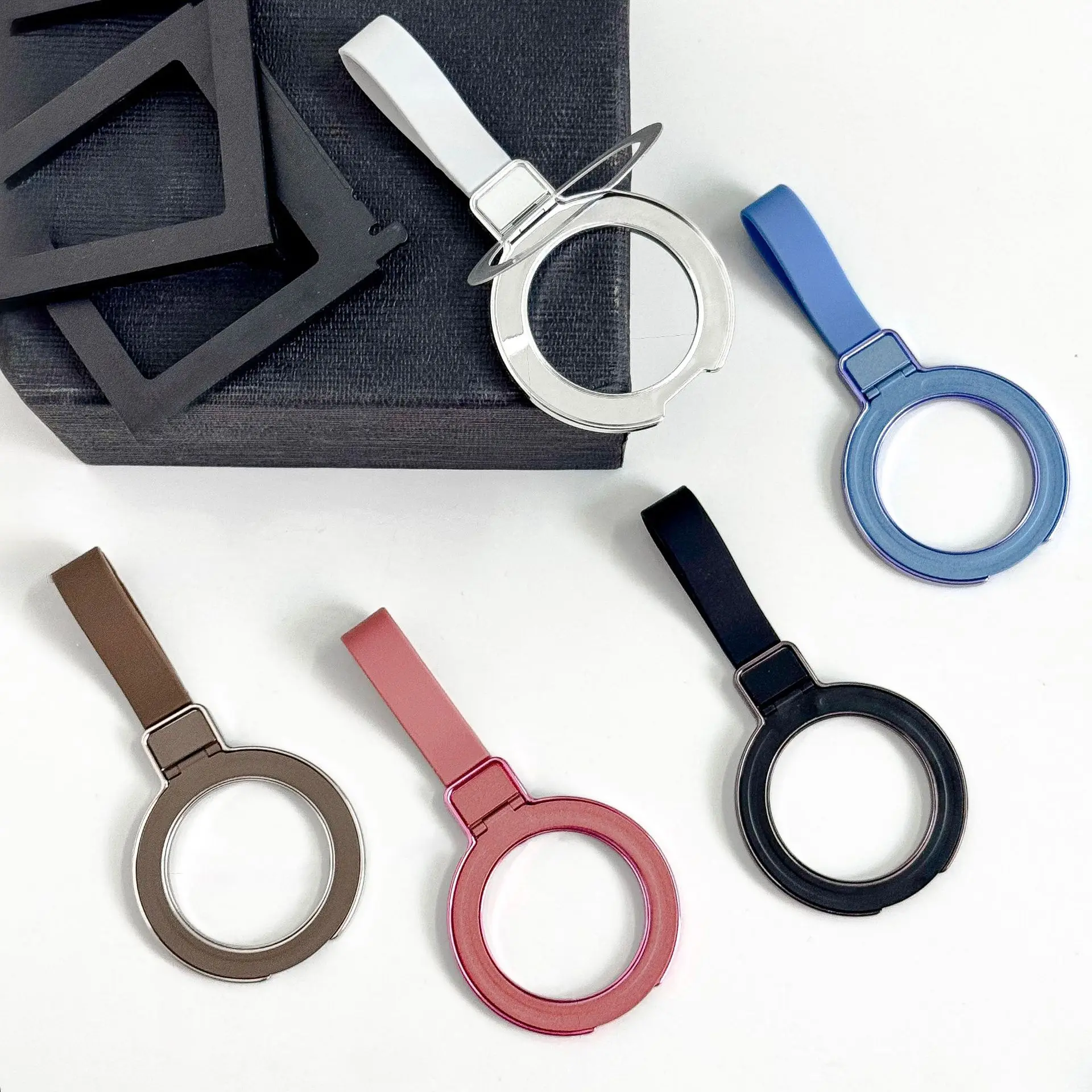 Mobile Phone Holder Portable Handheld Magnetic Support Desktop Model Adhesive Multi-Function Ring Universal Stand for IPhone Pho
Mobile Phone Holder Portable Handheld Magnetic Support Desktop Model Adhesive Multi-Function Ring Universal Stand for IPhone Pho