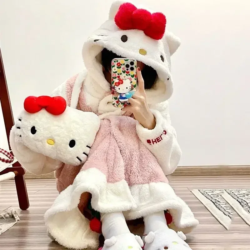 Sanrio Hello Kitty Cardigan Robe Kuromi Hooded Ponchos Kawaii Anime Cartoon Girls Fuzzy Pajamas Pants Capes Cloaks Couple Gifts
Sanrio Hello Kitty Cardigan Robe Kuromi Hooded Ponchos Kawaii Anime Cartoon Girls Fuzzy Pajamas Pants Capes Cloaks Couple Gifts