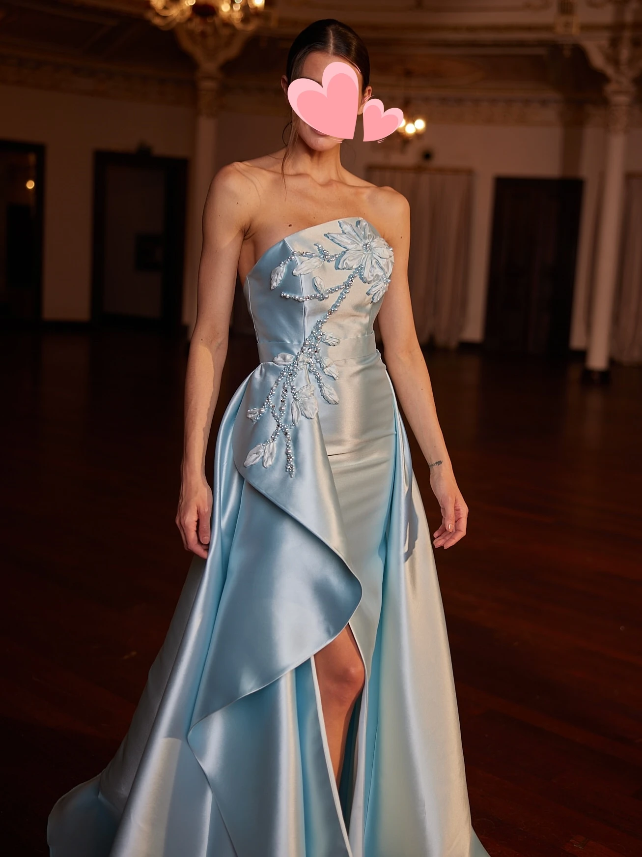 Other Shore Elegant Vintage Sweet Blue Flowers Pearls Beads Satin Customize Formal Occasion Prom Dress Evening Party Gowns
Other Shore Elegant Vintage Sweet Blue Flowers Pearls Beads Satin Customize Formal Occasion Prom Dress Evening Party Gowns