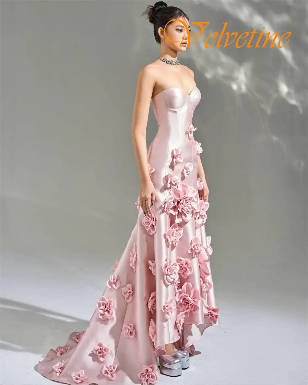 Customized Modern Sleeveless Halter Evening Dress Exquisite Sweetheart Prom Dresses Delicate Sweep Train Special Occasion Gowns
Customized Modern Sleeveless Halter Evening Dress Exquisite Sweetheart Prom Dresses Delicate Sweep Train Special Occasion Gowns