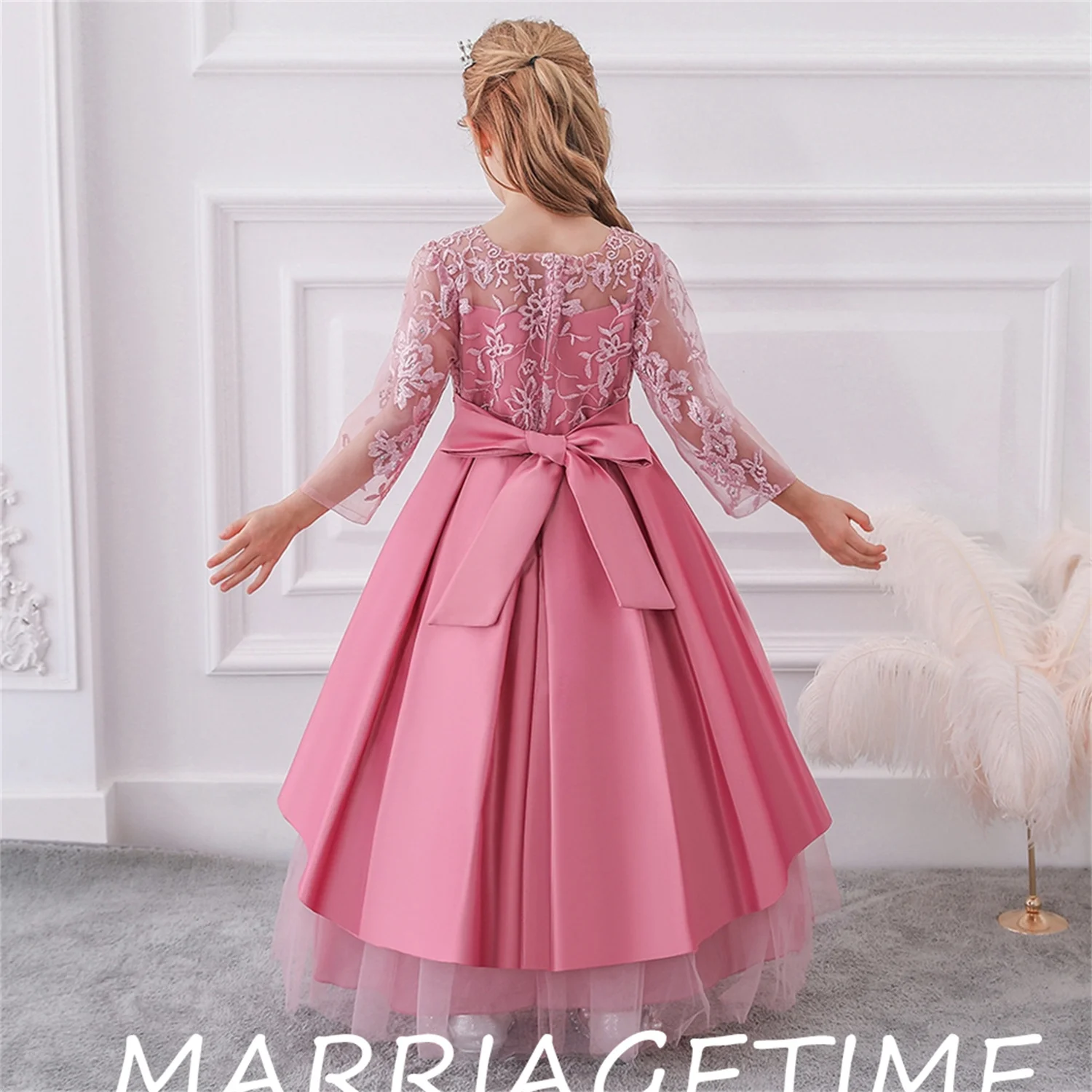 2023 Pink Bow Flower Girl Dresses Elegant Princess Satin Ball Gown For Kids Birthday Party Dress Simple Bow First Communion
2023 Pink Bow Flower Girl Dresses Elegant Princess Satin Ball Gown For Kids Birthday Party Dress Simple Bow First Communion