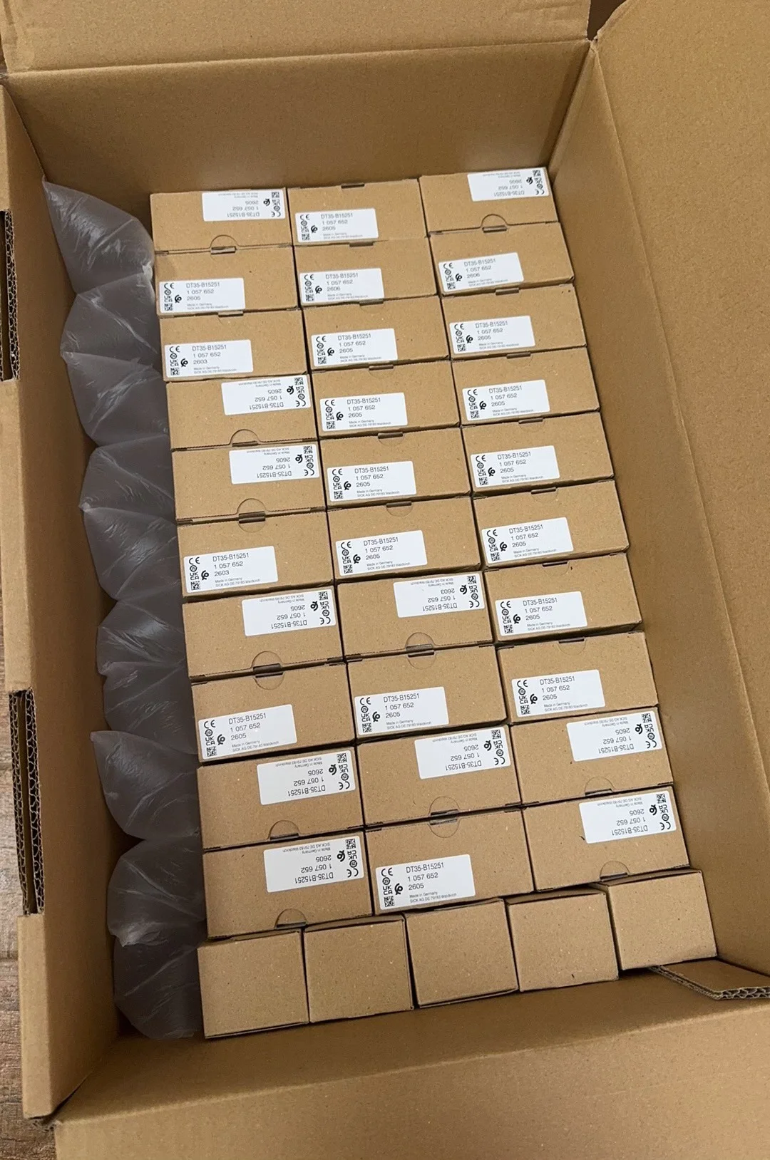 SICK DT35-B15251 brand new original genuinein stock
SICK DT35-B15251 brand new original genuinein stock