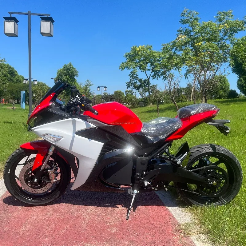 2025 New Style 8000W 72V 80AH Lithium Battery Moto Eletrica Racing Electric Motorcycles With 100KM/H And 150KMS Range
2025 New Style 8000W 72V 80AH Lithium Battery Moto Eletrica Racing Electric Motorcycles With 100KM/H And 150KMS Range
