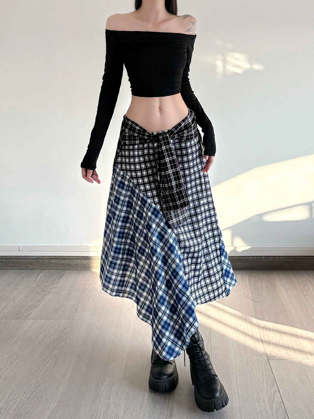 Юбка-труба женская миди с низкой талией, асимметричным цветным клетчатым узором, драпированная, в американском ретро-стиле
Юбка-труба женская миди с низкой талией, асимметричным цветным клетчатым узором, драпированная, в американском ретро-стиле