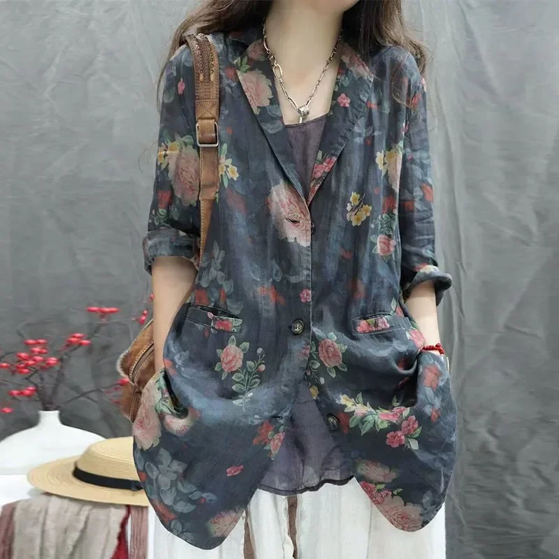Women Floral Print Loose Blazer Jacket with Pocket and Single Button Front Paired with Elastic Waist Shorts Set Summer Casual
Women Floral Print Loose Blazer Jacket with Pocket and Single Button Front Paired with Elastic Waist Shorts Set Summer Casual