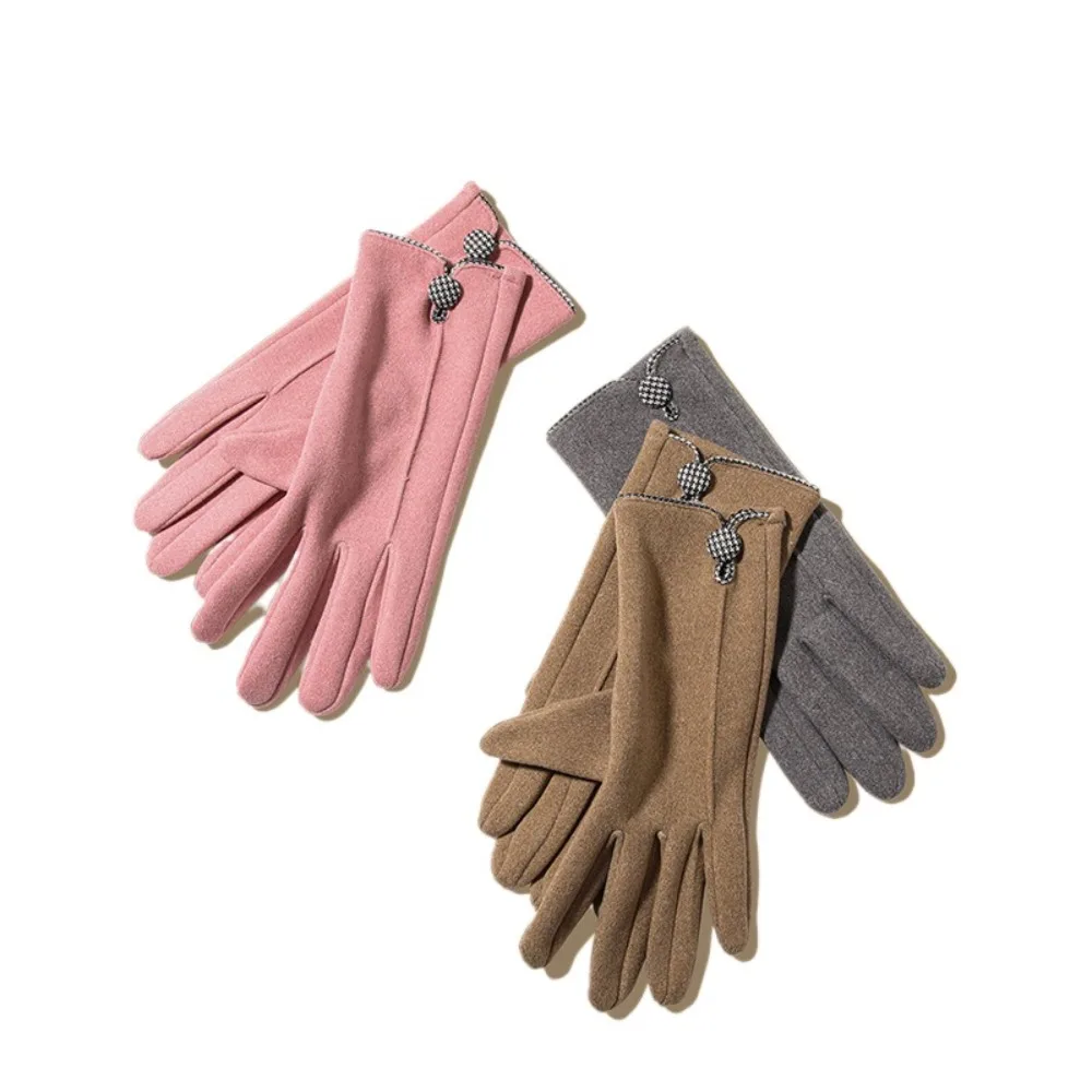 Fashion Solid Color Winter Velvet Gloves Coldproof Touch Screen Gloves Windproof Full Finger Women Mittens Cycling
Fashion Solid Color Winter Velvet Gloves Coldproof Touch Screen Gloves Windproof Full Finger Women Mittens Cycling