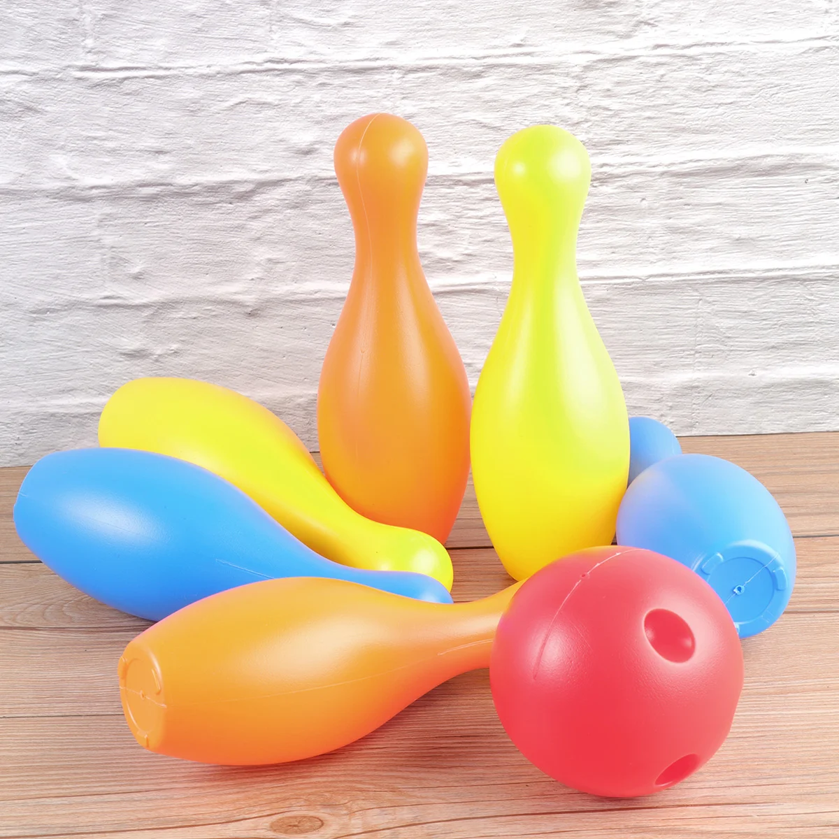 Children Plastic Bowling Toy Entertainment Bowling Funny Bowling Toy Set (Height 22cm, 2pcs Balls, 6pcs Bottles,
Children Plastic Bowling Toy Entertainment Bowling Funny Bowling Toy Set (Height 22cm, 2pcs Balls, 6pcs Bottles,