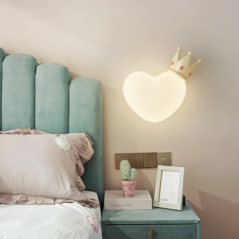 Modern Heart Wall Lamp Cartoon Cute Night Light Home Decor for Bedroom Bedside Living Room Background Study Led Lighting
Modern Heart Wall Lamp Cartoon Cute Night Light Home Decor for Bedroom Bedside Living Room Background Study Led Lighting