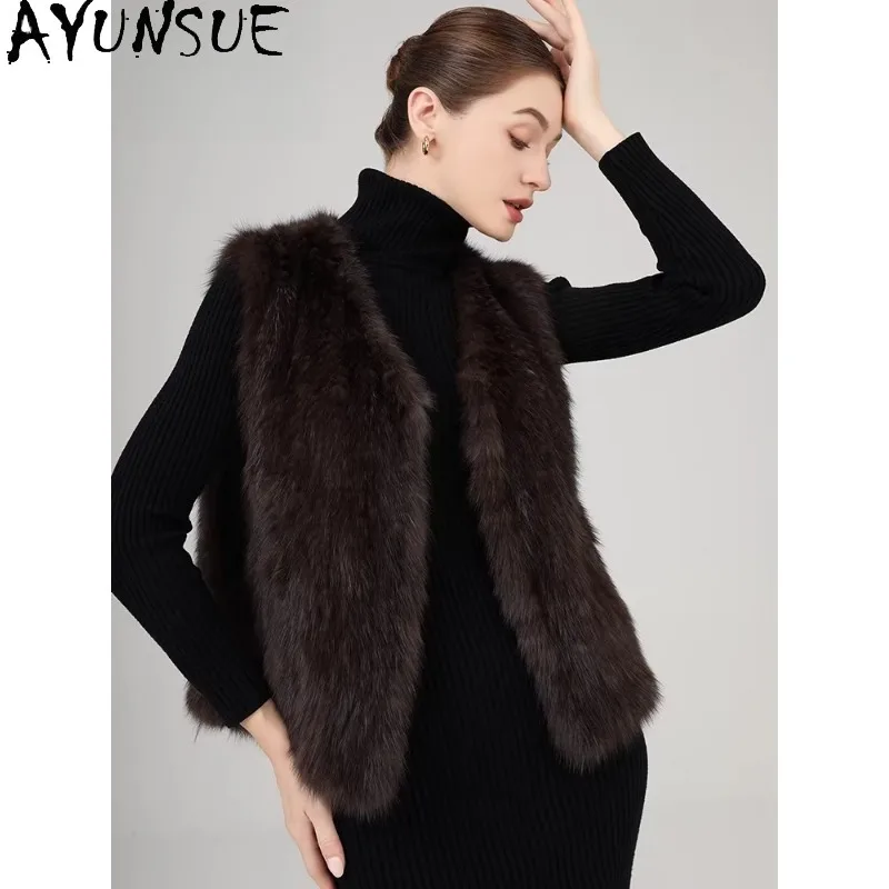 AYUNSUE Real Fur Coat Woman Luxury Whole Mink Winter Coats for Woman V-neck Fur Jacket Sleeveless Woman Clothes Шуба Женская
AYUNSUE Real Fur Coat Woman Luxury Whole Mink Winter Coats for Woman V-neck Fur Jacket Sleeveless Woman Clothes Шуба Женская