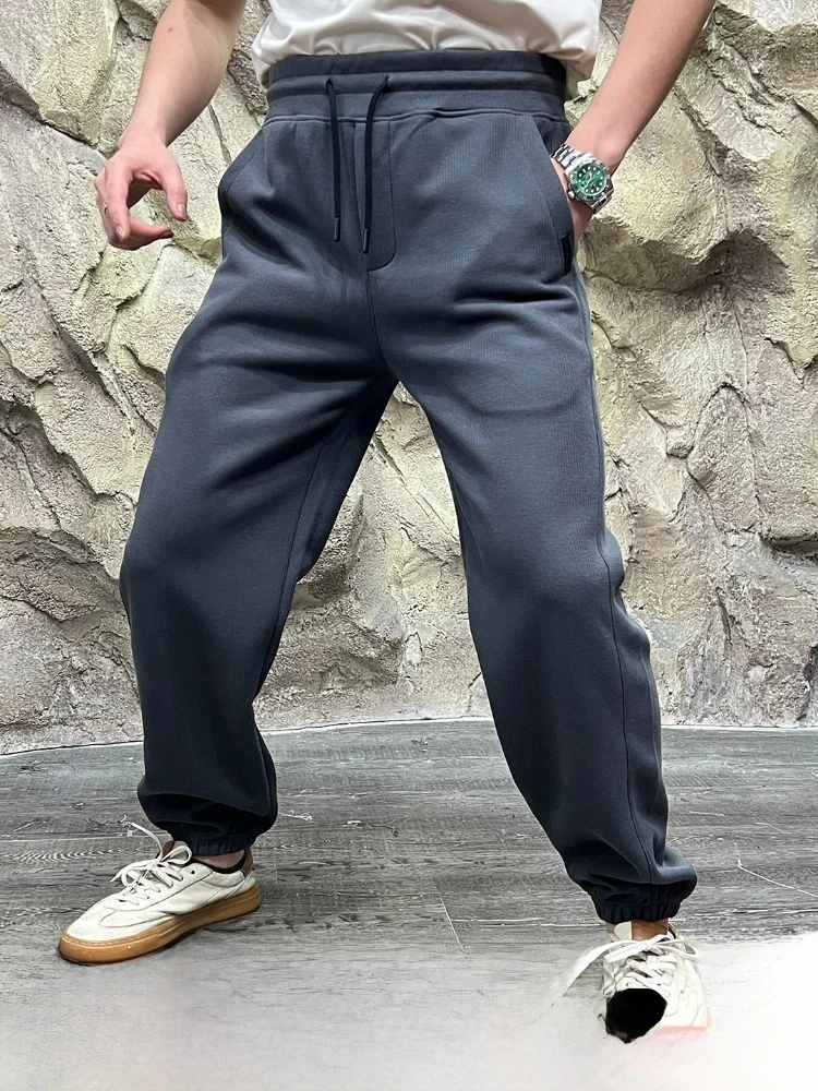 Мужские повседневные брюки Spor из дышащей лоскутной ткани с завязками, осень 2025, деловые повседневные однотонные полиэфирные волокна
Мужские повседневные брюки Spor из дышащей лоскутной ткани с завязками, осень 2025, деловые повседневные однотонные полиэфирные волокна