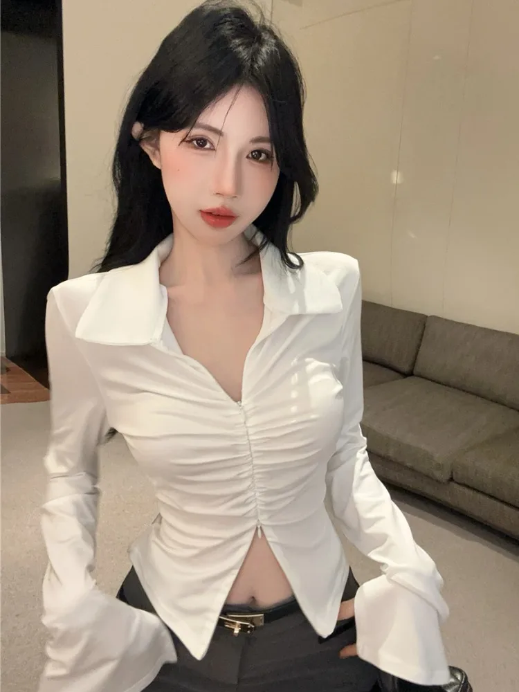 Sexy Spicy Girl Pleated Design Shirt Zipper Open Cardigan Women's Autumn Collar Bell Sleeve Slimming Belly Button Exposure Top
Sexy Spicy Girl Pleated Design Shirt Zipper Open Cardigan Women's Autumn Collar Bell Sleeve Slimming Belly Button Exposure Top