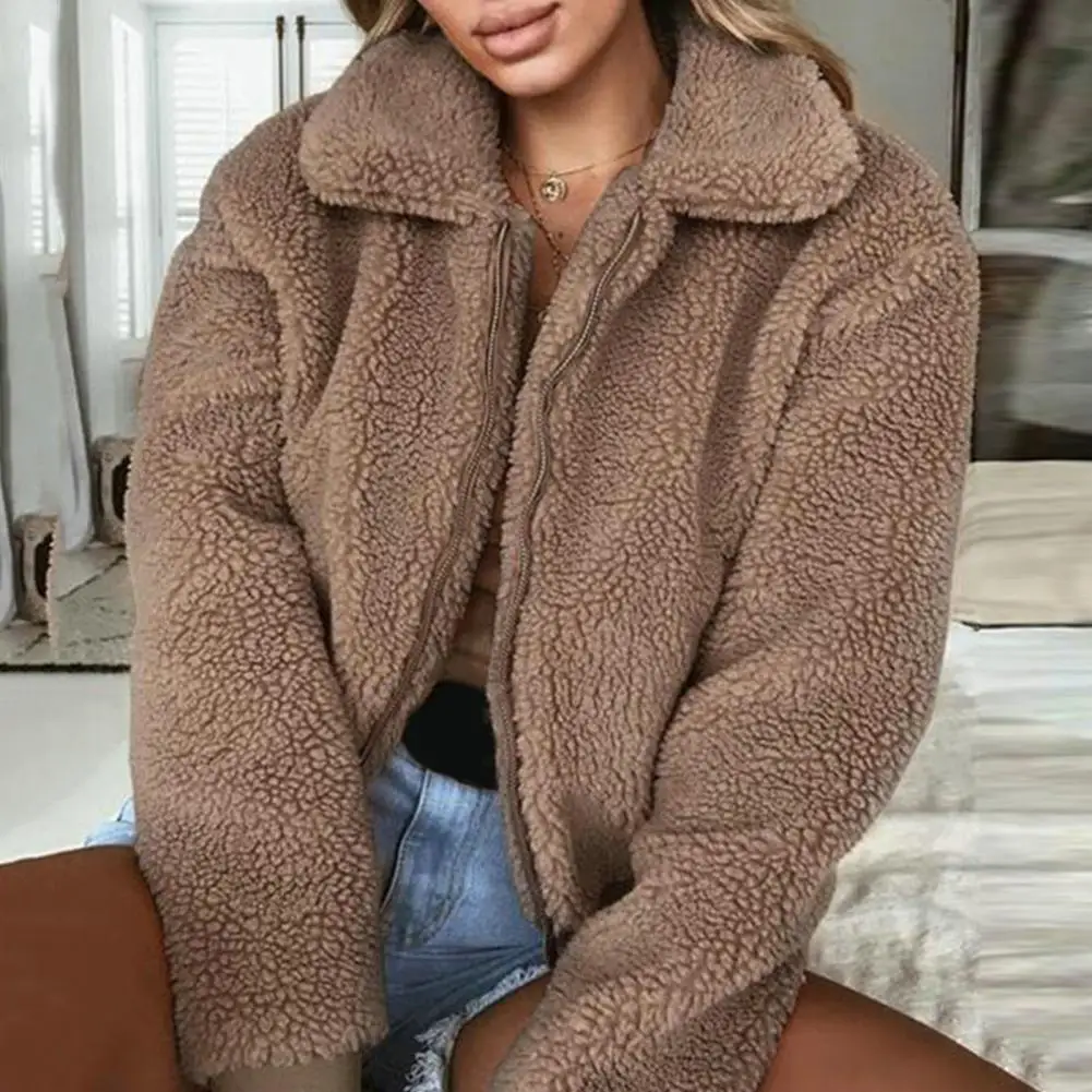 Elegant Women Jacket Cozy Women's Winter Jackets Plush Warm Stylish Outerwear with Lapel Collar Zipper Closure Convenient
Elegant Women Jacket Cozy Women's Winter Jackets Plush Warm Stylish Outerwear with Lapel Collar Zipper Closure Convenient