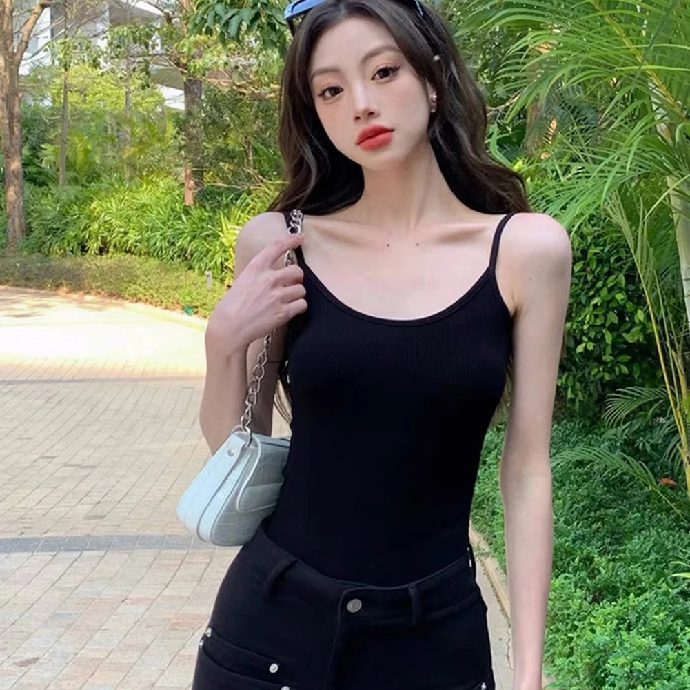 Refined Bodysuit for Women Features an Elegant Sleeveless Design with Padding Perfectly Suited for Vacation or Daily Wear
Refined Bodysuit for Women Features an Elegant Sleeveless Design with Padding Perfectly Suited for Vacation or Daily Wear