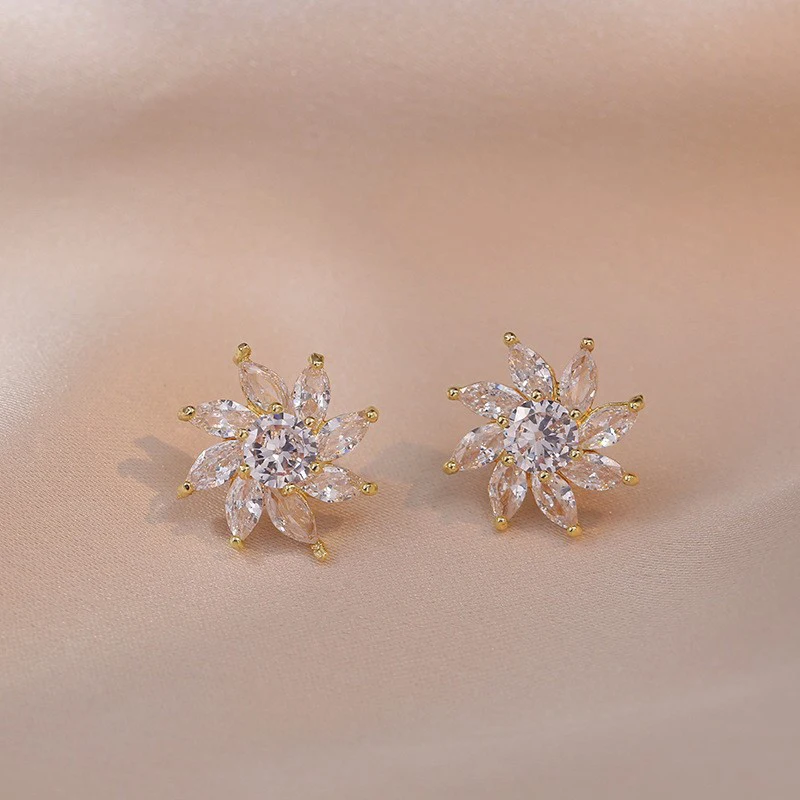 Lnkry Sparkling Certified 5.0mm Round Moissanite Earring 14k Gold-Filled Sparkling Sunflower Shape Stud Earrings for Women Jewel
Lnkry Sparkling Certified 5.0mm Round Moissanite Earring 14k Gold-Filled Sparkling Sunflower Shape Stud Earrings for Women Jewel