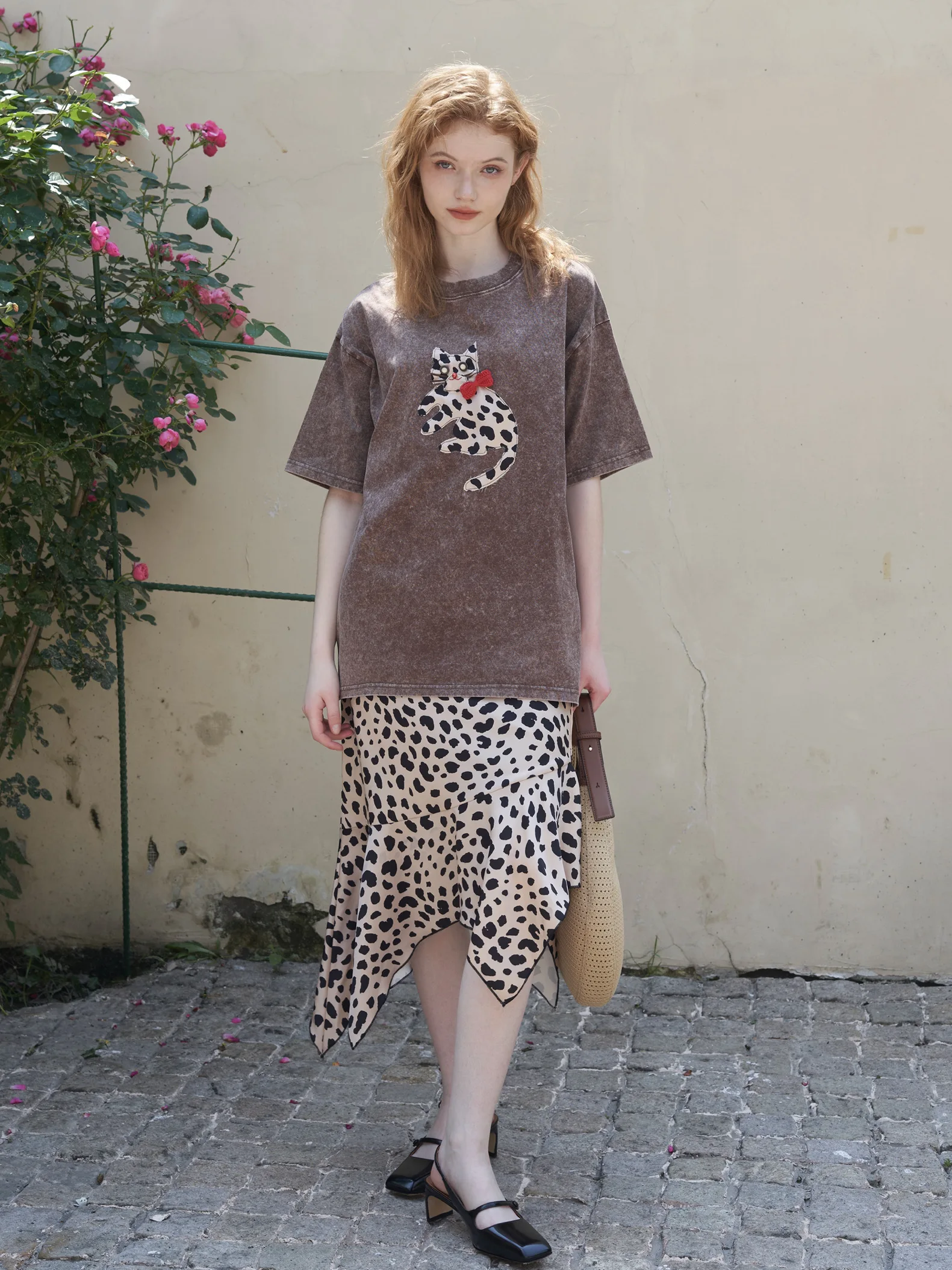 Star Mountain Bag Women's Asymmetrical High Waist Skirt Slimming Wrap around Design Summer New Style Leopard Print Skirt
Star Mountain Bag Women's Asymmetrical High Waist Skirt Slimming Wrap around Design Summer New Style Leopard Print Skirt