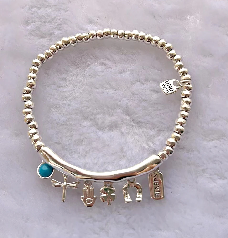 HSC new UNOde fashion electroplating 925 silver simple small round pendant exquisite bracelet women's romantic holiday gift
HSC new UNOde fashion electroplating 925 silver simple small round pendant exquisite bracelet women's romantic holiday gift