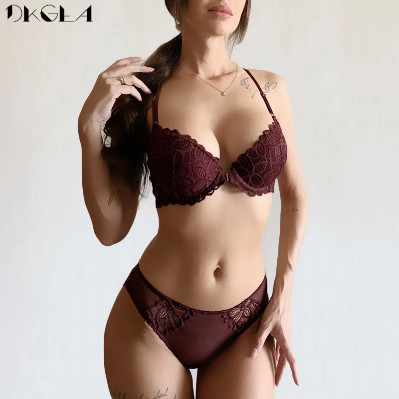 Front Closure Bras Lace Underwear Set Sexy Deep V Brassiere Thick Push Up Bra Panties Sets Embroidery Purple Women Lingerie Set
Front Closure Bras Lace Underwear Set Sexy Deep V Brassiere Thick Push Up Bra Panties Sets Embroidery Purple Women Lingerie Set