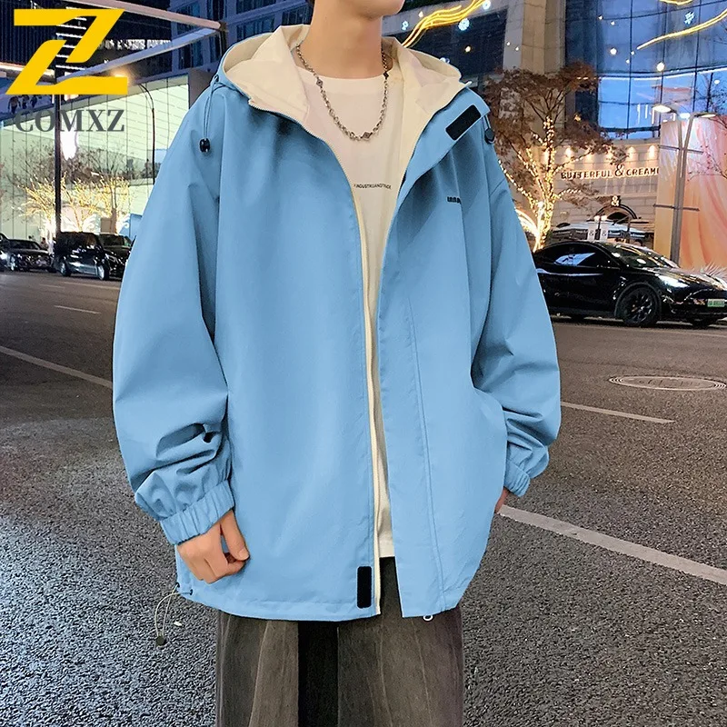 COMXZ 2025 Мужская и женская двусторонняя куртка с капюшоном для пар, осень-зима, уличное походное повседневное водонепроницаемое легкое удобное пальто
COMXZ 2025 Мужская и женская двусторонняя куртка с капюшоном для пар, осень-зима, уличное походное повседневное водонепроницаемое легкое удобное пальто