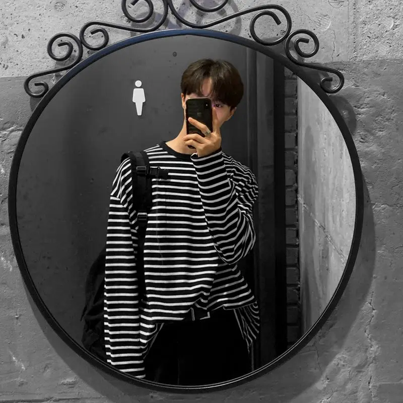 Black White Striped Long Sleeve T-Shirt Men 2025 New Oversized T Shirt Loose Casual Korean Fashion Autumn Bottoming Shirt
Black White Striped Long Sleeve T-Shirt Men 2025 New Oversized T Shirt Loose Casual Korean Fashion Autumn Bottoming Shirt