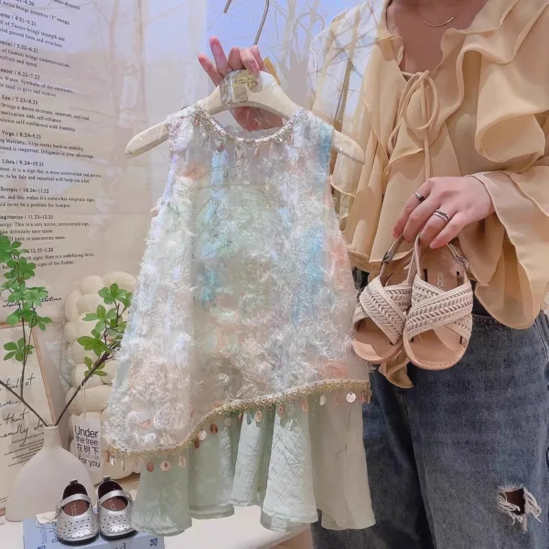 TOY-Summer New Style Girls' Fashionable Vacation Vest Dress with Tassel Accessories Western Princess Dress 3D Embroidered Dress
TOY-Summer New Style Girls' Fashionable Vacation Vest Dress with Tassel Accessories Western Princess Dress 3D Embroidered Dress