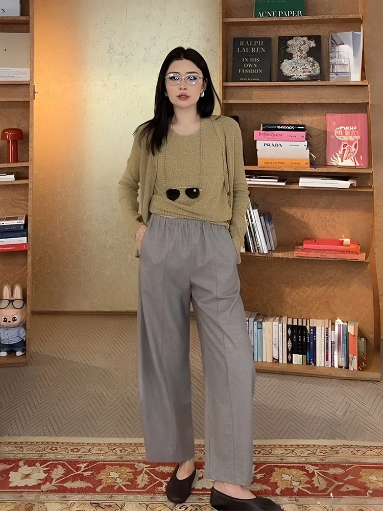 Le Samedi Women's Woolen Wide Leg Suit Pants Slimming High Waist Spring Casual Woolen Trousers Fashionable Commute Style
Le Samedi Women's Woolen Wide Leg Suit Pants Slimming High Waist Spring Casual Woolen Trousers Fashionable Commute Style