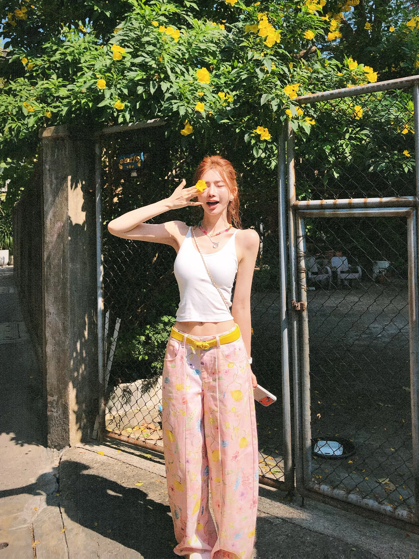 100% Cotton Floral Print Loose Fit Casual Pants Women's Summer Vacation Style Low Waist Korean Fashion Casual Trousers
100% Cotton Floral Print Loose Fit Casual Pants Women's Summer Vacation Style Low Waist Korean Fashion Casual Trousers