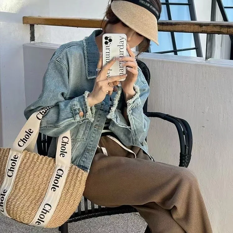 Женские джинсовые куртки, женское пальто, вельветовое лоскутное ретро, винтажный стиль, пуговицы, передний карман, чистая простая базовая модная верхняя одежда 
Женские джинсовые куртки, женское пальто, вельветовое лоскутное ретро, винтажный стиль, пуговицы, передний карман, чистая простая базовая модная верхняя одежда