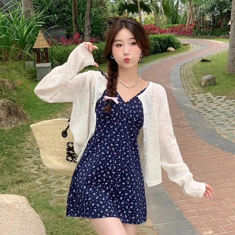 Stylish Knitted Cardigan Slimming Versatile Spring and Summer New Korean Style Outfit Hollow Out Strap Dress Outerwear
Stylish Knitted Cardigan Slimming Versatile Spring and Summer New Korean Style Outfit Hollow Out Strap Dress Outerwear