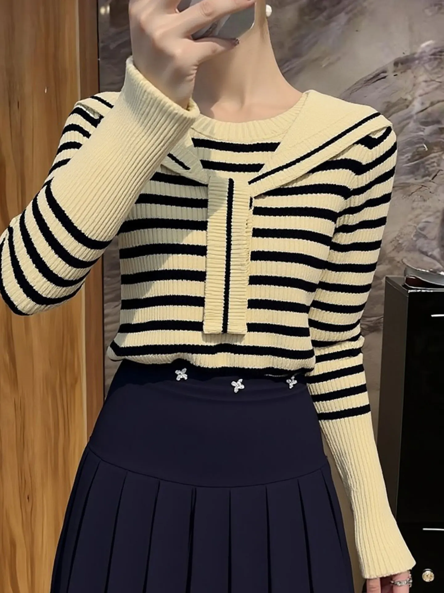 Korean Sle Striped Long Sve Knitted awl Spring Season Slim Fit Top Color Blo Design Commute Suitable Medium Softn
Korean Sle Striped Long Sve Knitted awl Spring Season Slim Fit Top Color Blo Design Commute Suitable Medium Softn