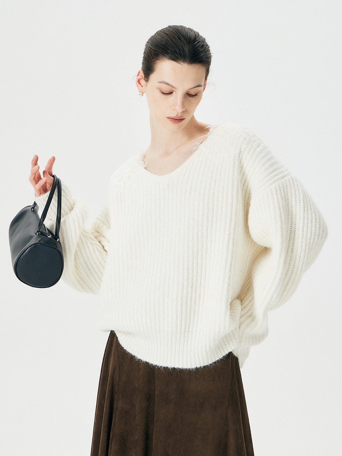 Thoransaura Women's Loose V-Ne Turtlene Sweater Lace Splicing Oversized Comfortable Autumn Winter Faion Retro Sle
Thoransaura Women's Loose V-Ne Turtlene Sweater Lace Splicing Oversized Comfortable Autumn Winter Faion Retro Sle