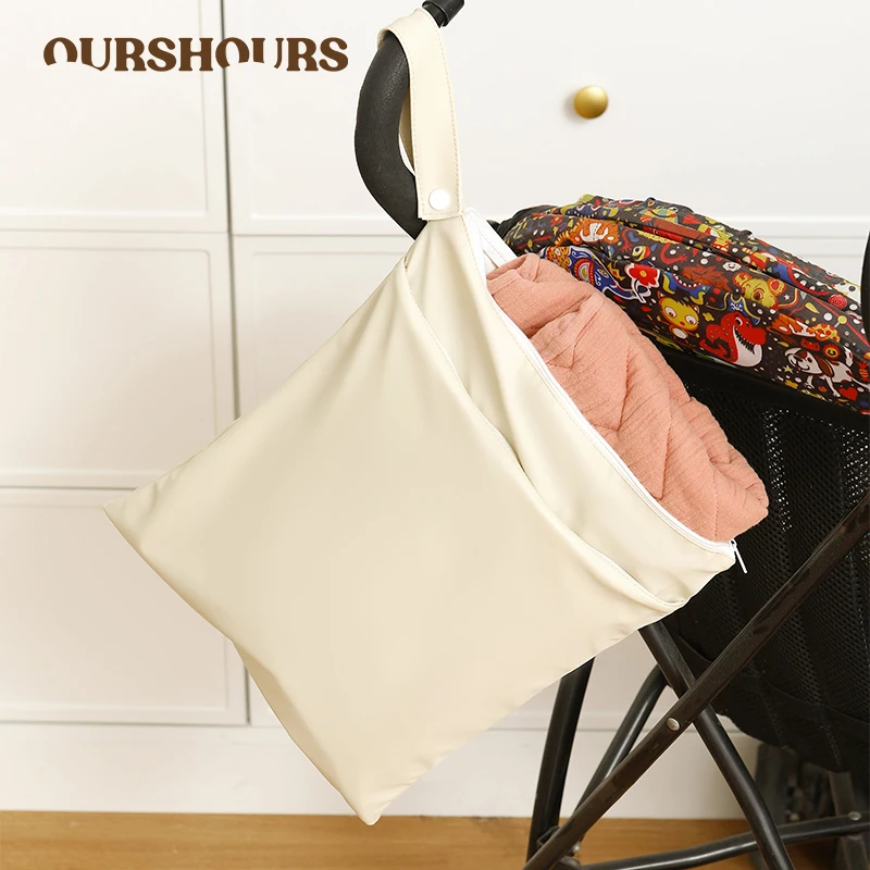 Baby Waterproof Diaper Storage Bag Travel Portable Mommy Bags Solid Color Nappy Pouch with Zipper Stroller Handbag Baby Supplies
Baby Waterproof Diaper Storage Bag Travel Portable Mommy Bags Solid Color Nappy Pouch with Zipper Stroller Handbag Baby Supplies